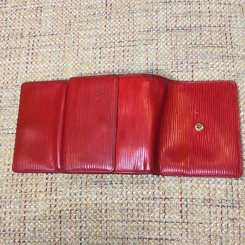 LOUIS VUITTON Red Epi Portefeiulle Elise Trifold Coin Cash Wallet Authentic - Picture 12 of 16